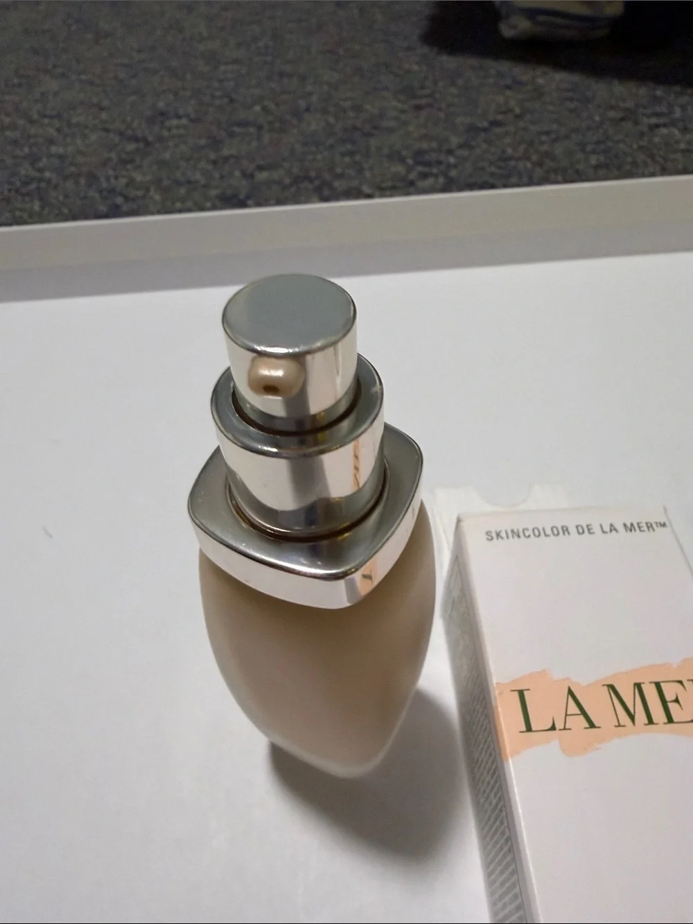 La Mer The Soft Fluid Long Wear Foundation SPF 20 140 Alabaster 1 oz NEW